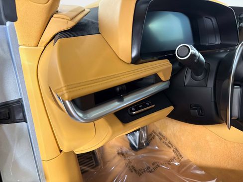 Used 2021 Chevrolet Corvette Stingray Premium Cpe w/ Z51 Performance Package image 33