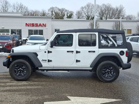 Used 2022 Jeep Wrangler Unlimited Sport image 5