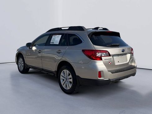 Used 2017 Subaru Outback 2.5i Premium AWD/4WD image 5