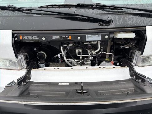 New 2025 Chevrolet Brightdrop 400 image 43