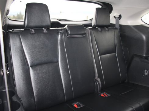 Certified 2022 Toyota Highlander Limited image 19