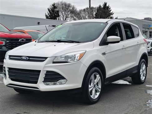 Used 2016 Ford Escape SE image 6