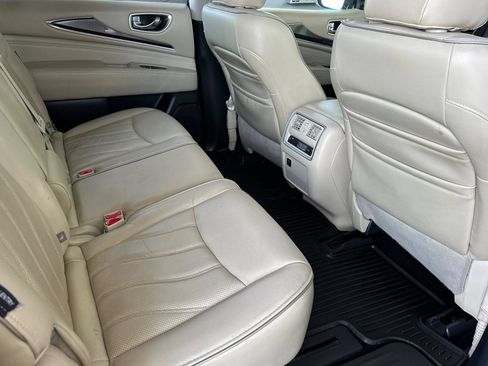 Used 2019 INFINITI QX60 Luxe w/ Essential Package AWD/4WD image 20