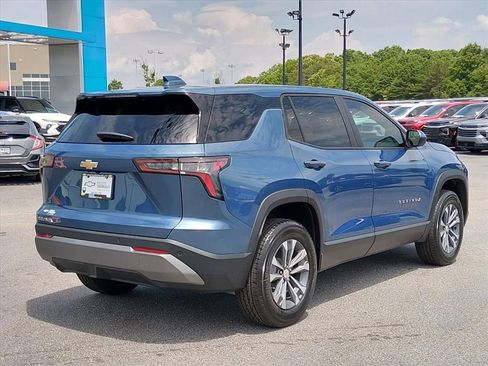 New 2026 Chevrolet Equinox LT w/ LPO, Floor Liner Package FWD image 3