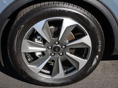 Certified 2023 Ford Escape Platinum FWD image 14