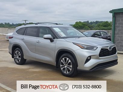 Used 2024 Toyota Highlander XLE