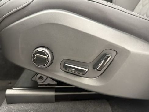 New 2026 Volvo XC90 B6 Core AWD/4WD image 27