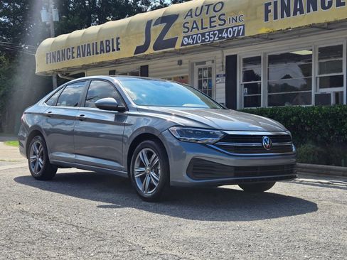Used 2023 Volkswagen Jetta SE w/ Panoramic Sunroof Package FWD image 1