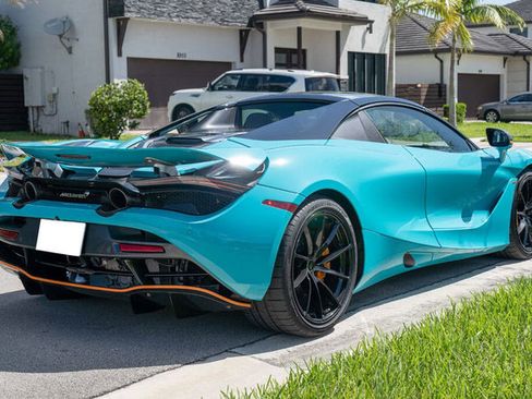 Used 2022 McLaren 720S Spider RWD image 18
