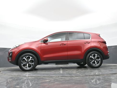 Used 2021 Kia Sportage LX image 44