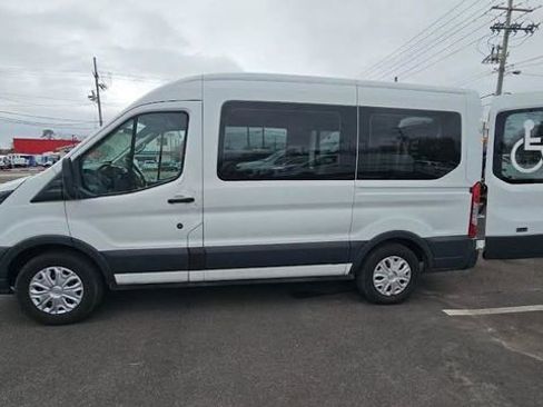 Used 2018 Ford Transit 150 XL image 6