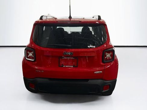 Used 2015 Jeep Renegade Latitude w/ Popular Equipment Group image 7