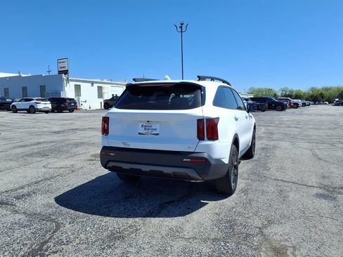 Used 2023 Kia Sorento S w/ Panoramic Sunroof Package AWD/4WD image 26