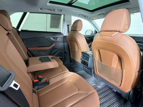 Used 2022 Audi Q8 Prestige w/ Prestige Package image 29
