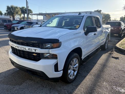 Used 2021 Chevrolet Silverado 1500 Custom AWD/4WD image 3