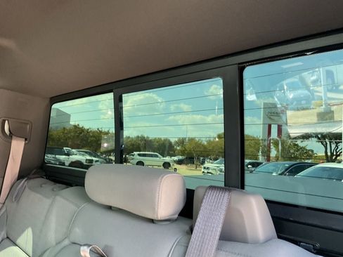 Used 2019 Chevrolet Silverado 1500 LT w/ Texas Edition RWD image 10