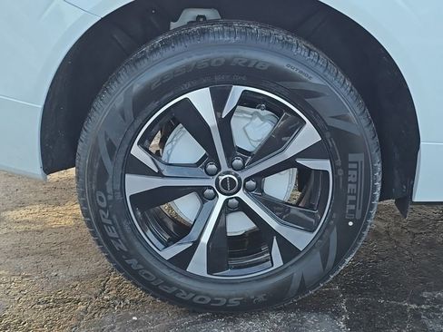 New 2026 Volvo XC60 B5 Core w/ Climate Package AWD/4WD image 6