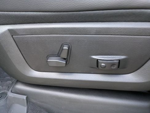 New 2026 RAM 2500 Laramie AWD/4WD image 23