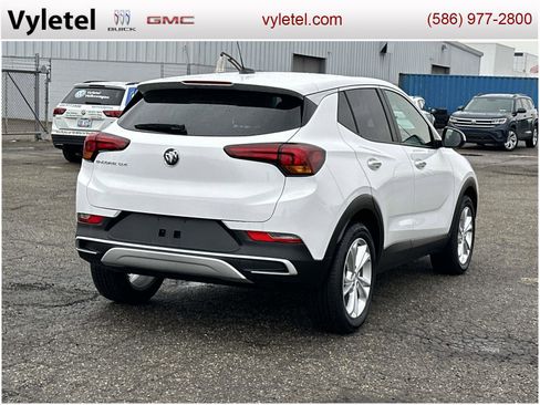 Used 2023 Buick Encore GX Preferred w/ Cold Weather Comfort Package image 3