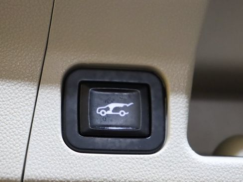 Used 2019 GMC Acadia Denali w/ Technology Package FWD image 62