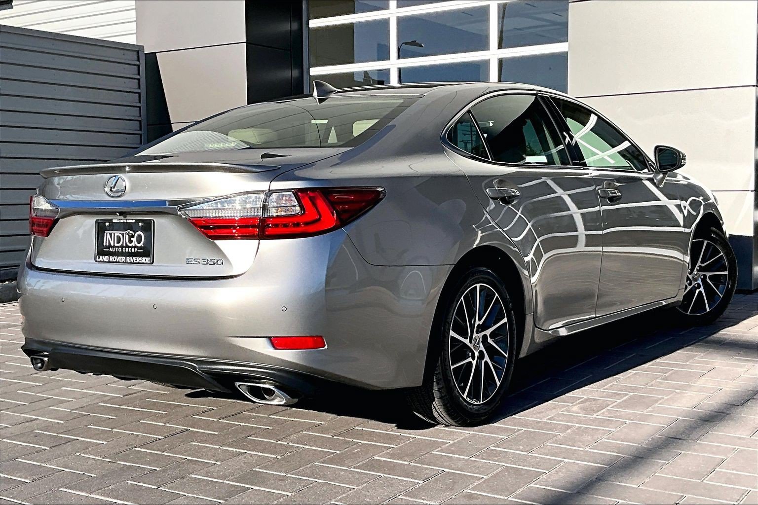 Used 2017 Lexus ES 350 w/ Premium Package FWD image 13