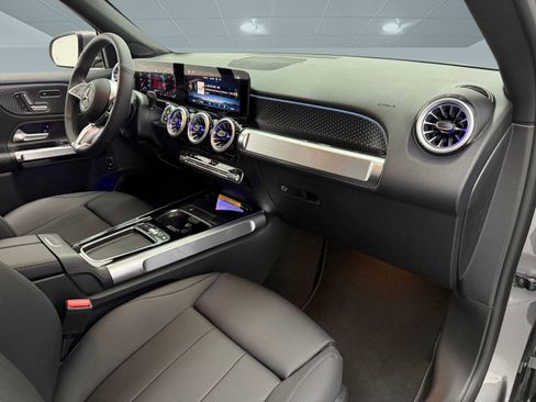 New 2026 Mercedes-Benz GLB 250 image 18