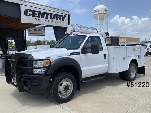 Used 2015 Ford F450 XL image 3