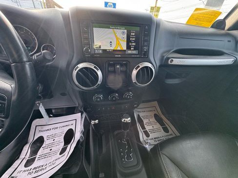 Used 2014 Jeep Wrangler Rubicon w/ Dual Top Group image 12