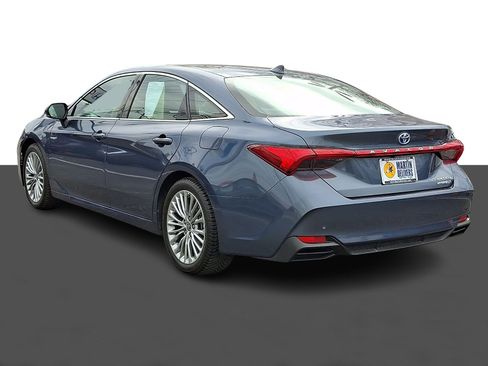 Used 2021 Toyota Avalon Limited w/ Advanced Safety Package image 4