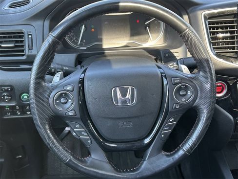 Used 2022 Honda Ridgeline Black Edition image 34