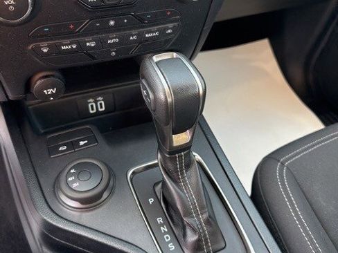 Used 2022 Ford Ranger XLT w/ Equipment Group 301A Mid image 27