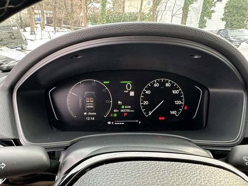 Used 2025 Honda Civic Sport image 25