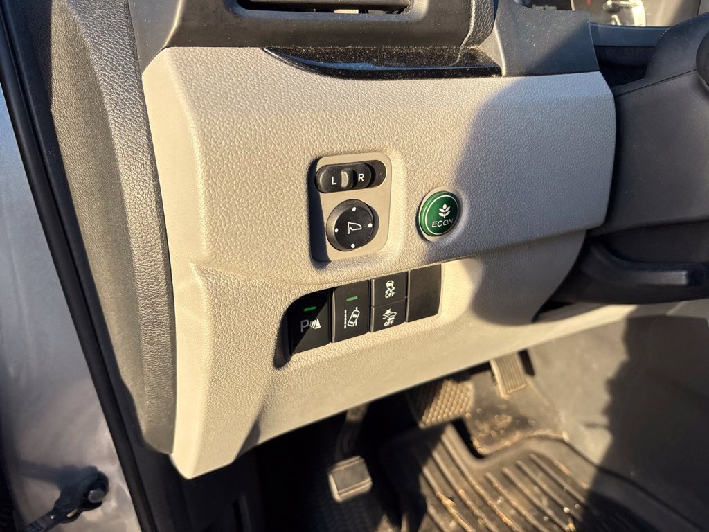 Used 2017 Honda Pilot Touring image 19