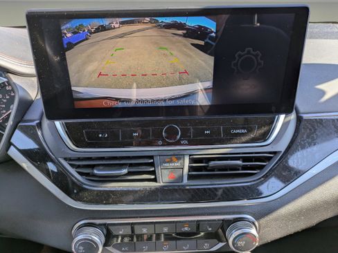 Used 2024 Nissan Altima 2.5 SR w/ SR Premium Package image 20