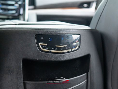Used 2019 Cadillac Escalade Luxury image 22
