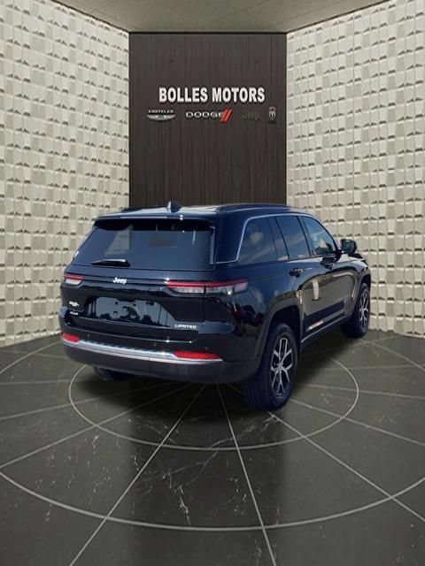 Certified 2025 Jeep Grand Cherokee Limited AWD/4WD image 5