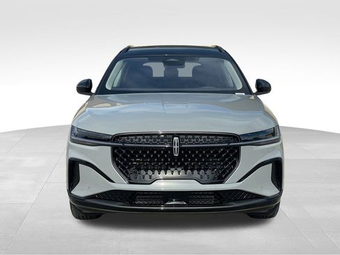 New 2026 Lincoln Nautilus Reserve image 8