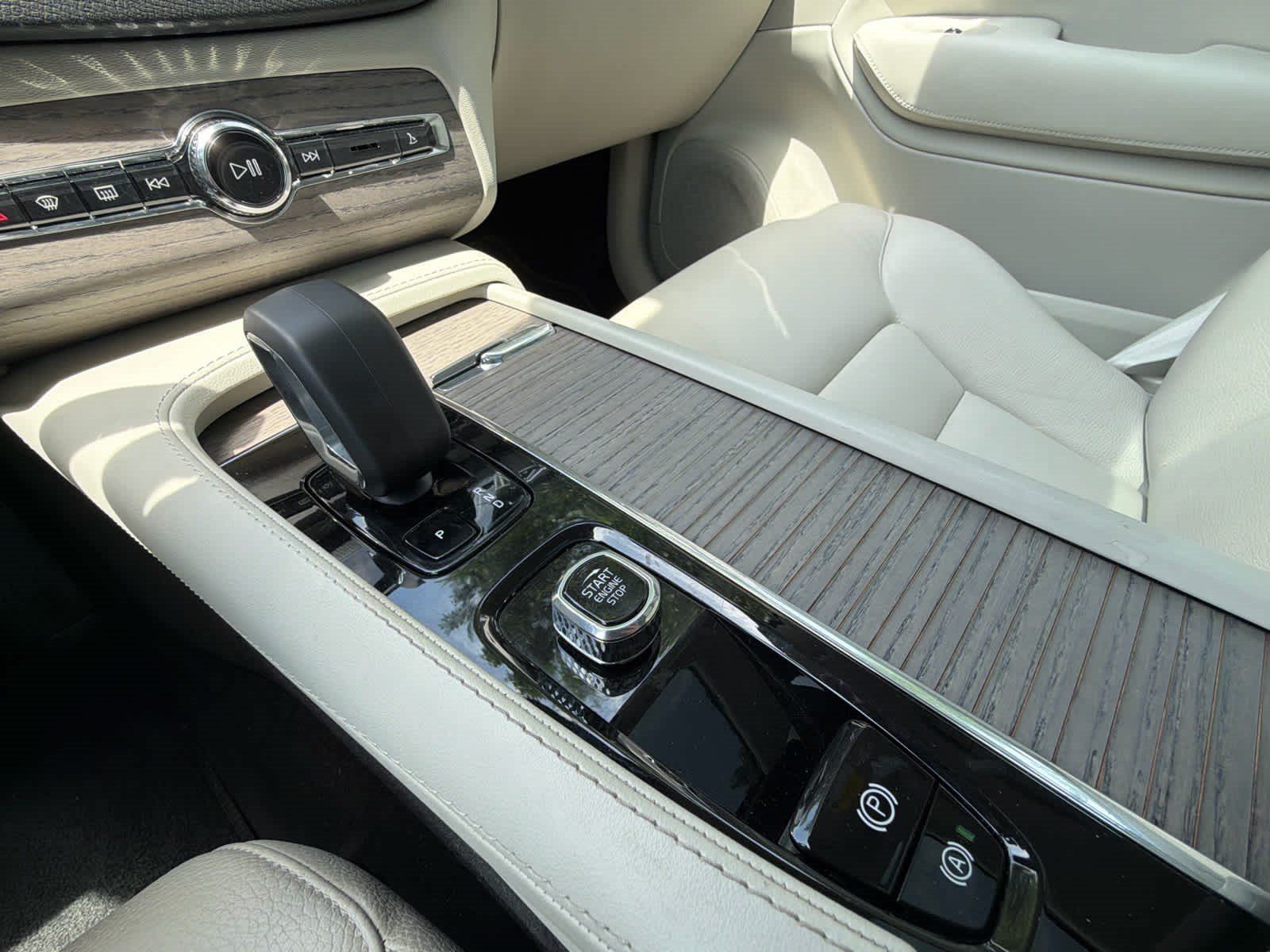 Certified 2023 Volvo XC90 B6 Plus w/ Protection Package Premier AWD/4WD image 65