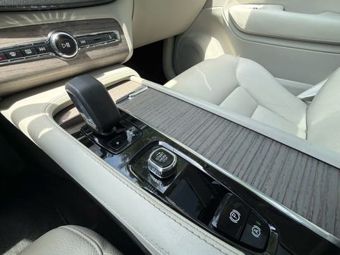 Certified 2023 Volvo XC90 B6 Plus w/ Protection Package Premier AWD/4WD image 65
