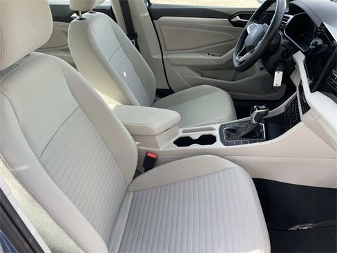 Used 2025 Volkswagen Jetta S image 26