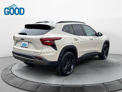 New 2026 Chevrolet Trax ACTIV w/ Sunroof Package image 5