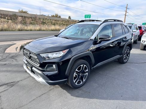 Used 2019 Toyota RAV4 Adventure image 2