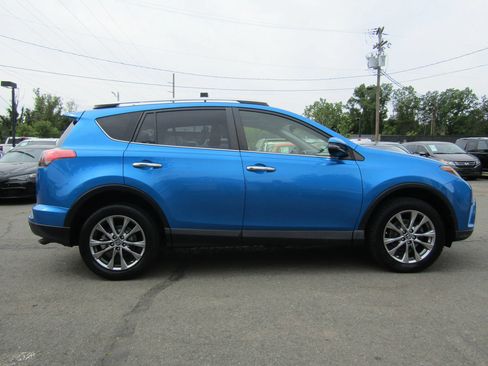 Used 2016 Toyota RAV4 Limited AWD/4WD image 8