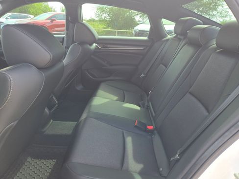 Used 2020 Honda Accord Sport image 13