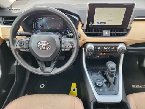 Used 2025 Toyota RAV4 XLE w/ Convenience Package AWD/4WD image 27