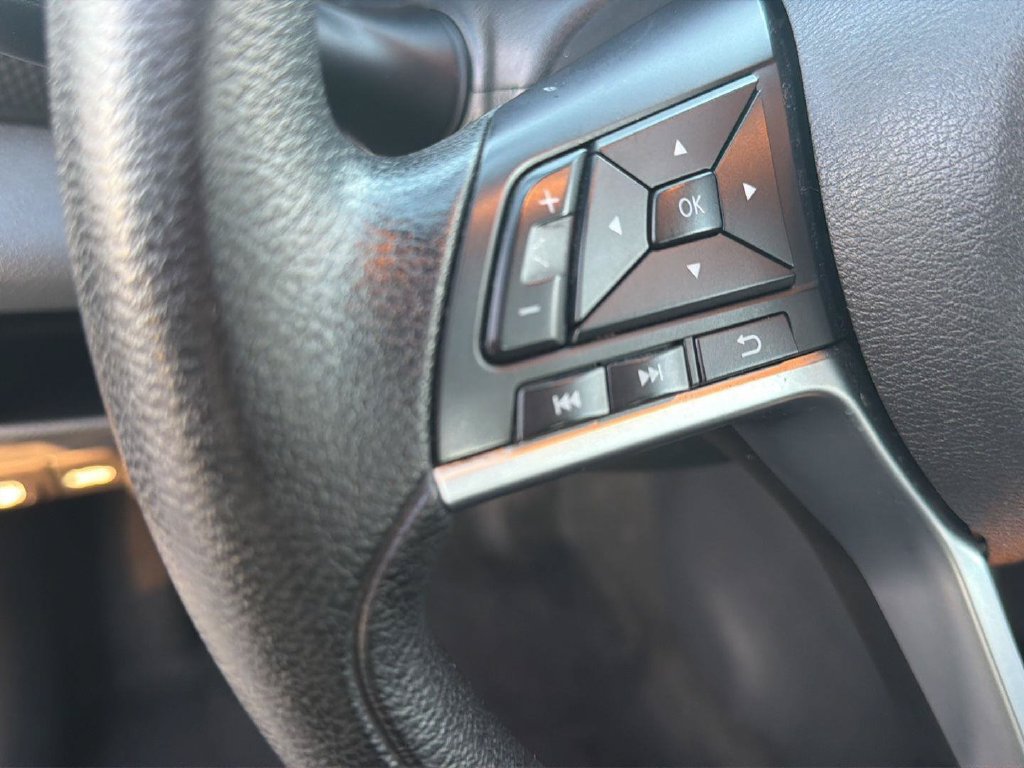 Used 2021 Nissan Kicks SV FWD image 25