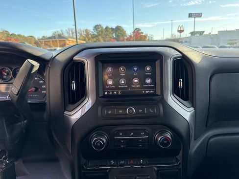 Used 2020 Chevrolet Silverado 1500 Custom Trail Boss w/ Custom Convenience Package image 18