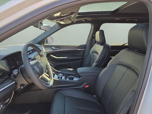 New 2026 Jeep Grand Cherokee L Limited AWD/4WD image 14