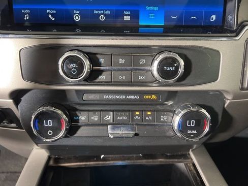 Used 2022 Ford F250 Lariat w/ Chrome Package image 25