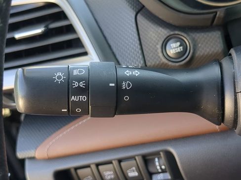 Certified 2023 Subaru Forester Touring AWD/4WD image 28